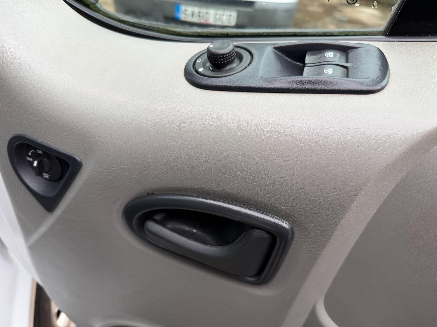 Used Vauxhall Vivaro 2014 for sale - 77344770: Photo 29