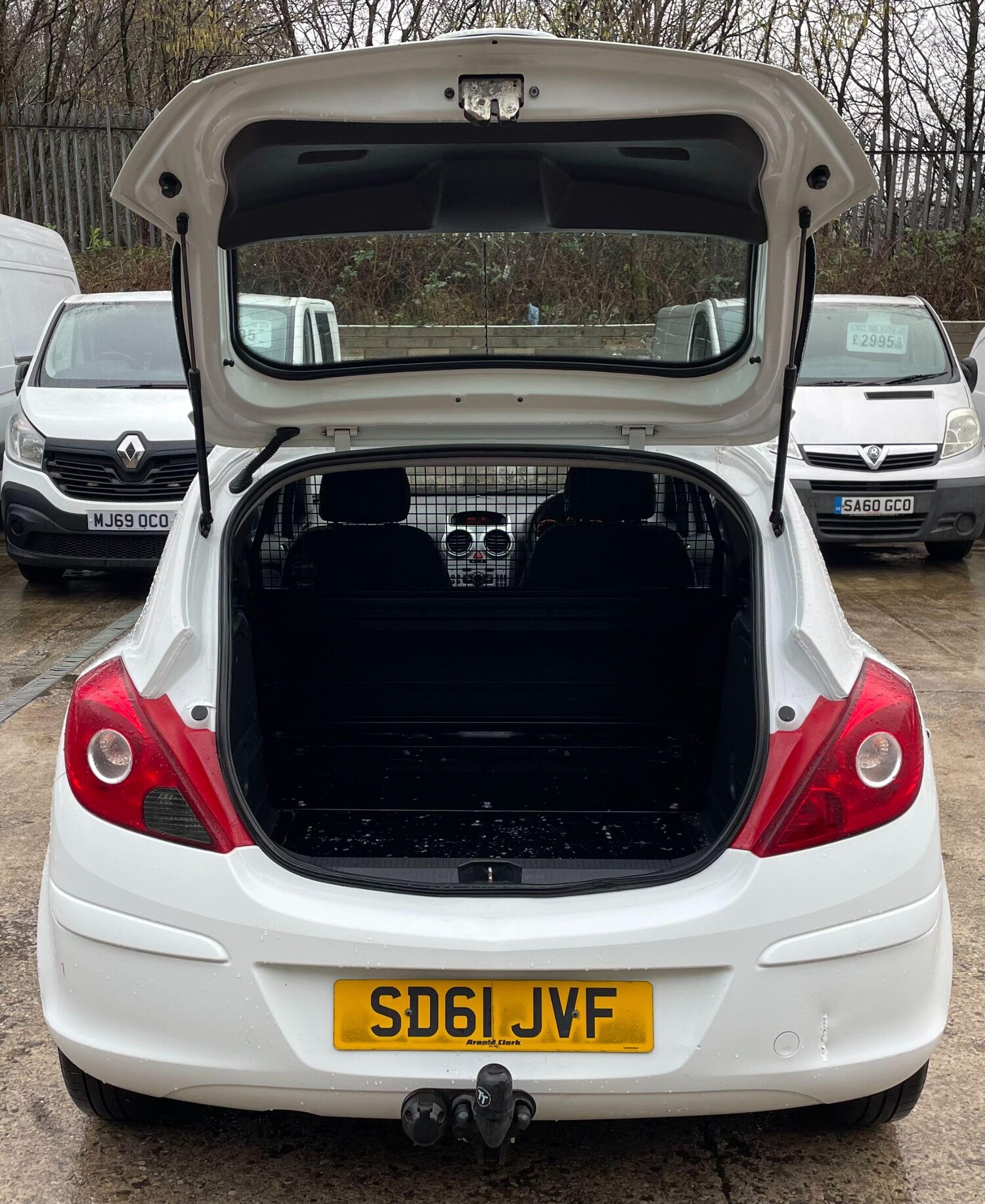 Used Vauxhall Corsa 2011 for sale - 77538651: Photo 13