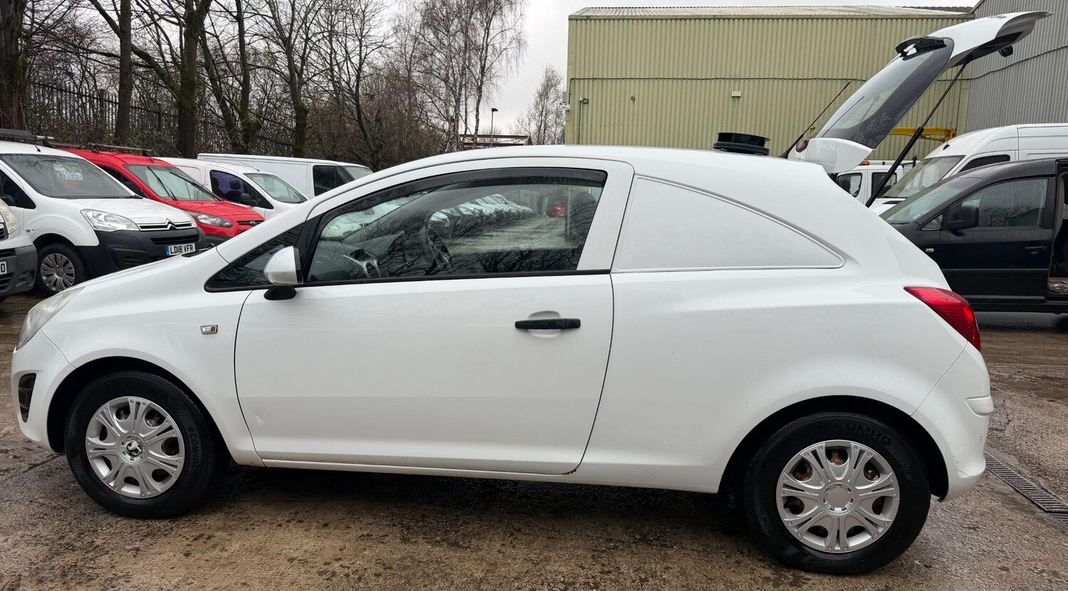 Used Vauxhall Corsa 2011 for sale - 77538651: Photo 19