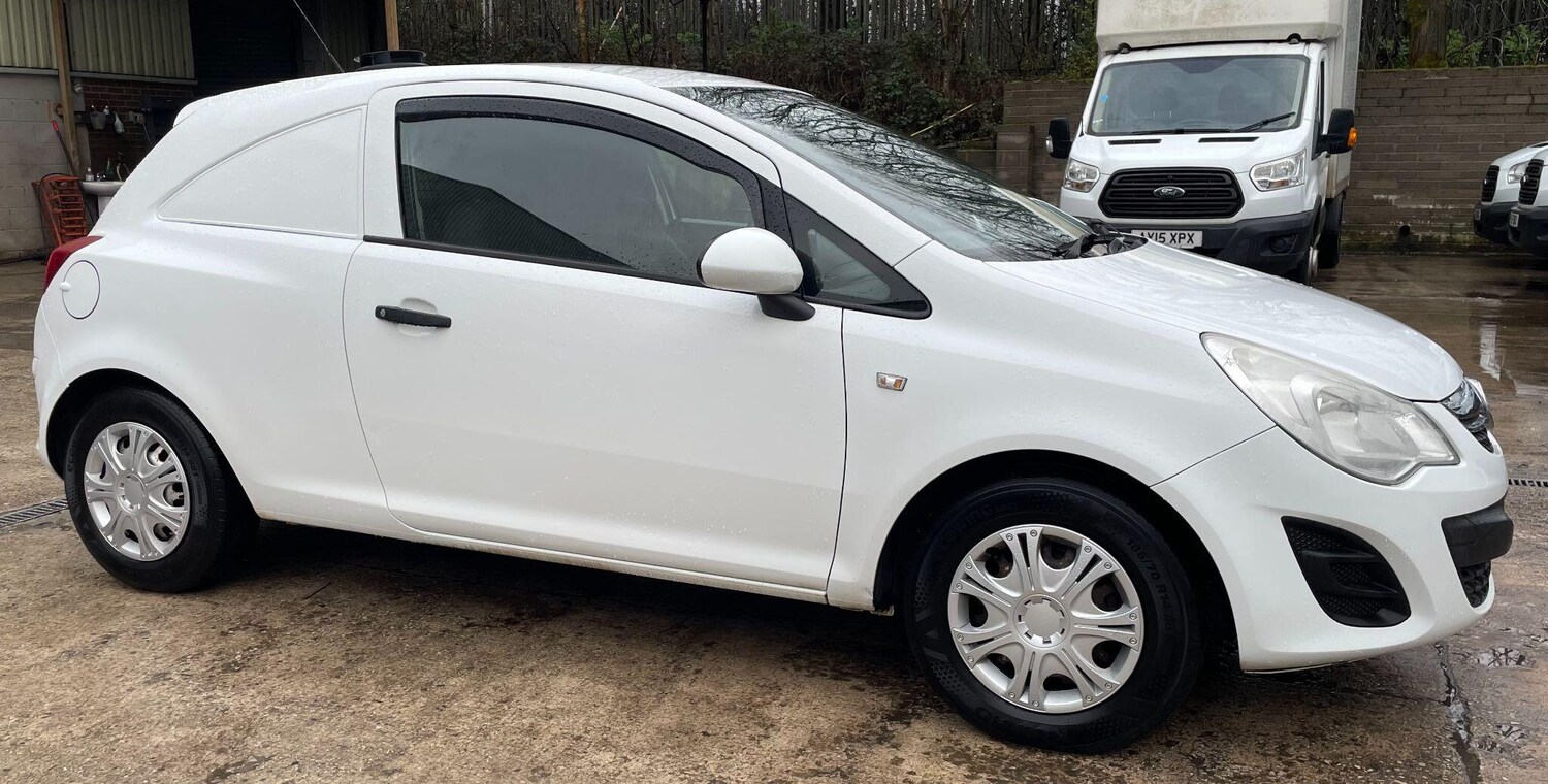 Used Vauxhall Corsa 2011 for sale - 77538651: Photo 6