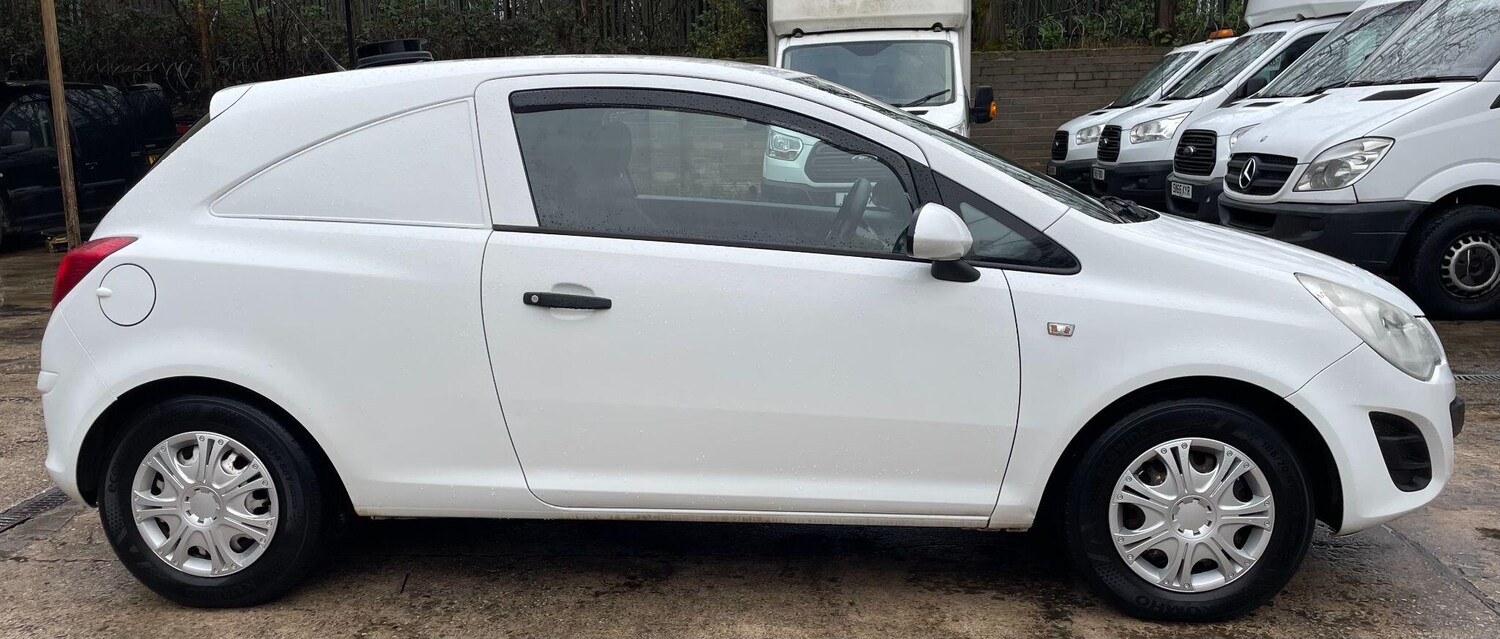 Used Vauxhall Corsa 2011 for sale - 77538651: Photo 7