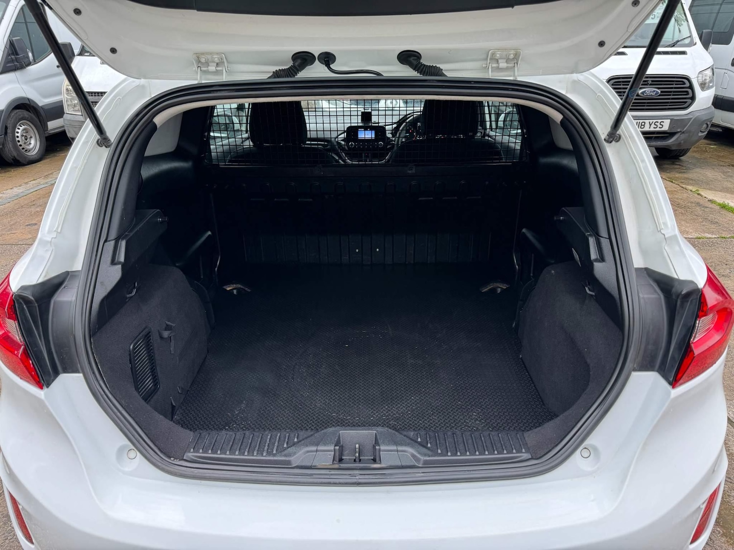 Used Ford Fiesta 2019 for sale - 76551000: Photo 13