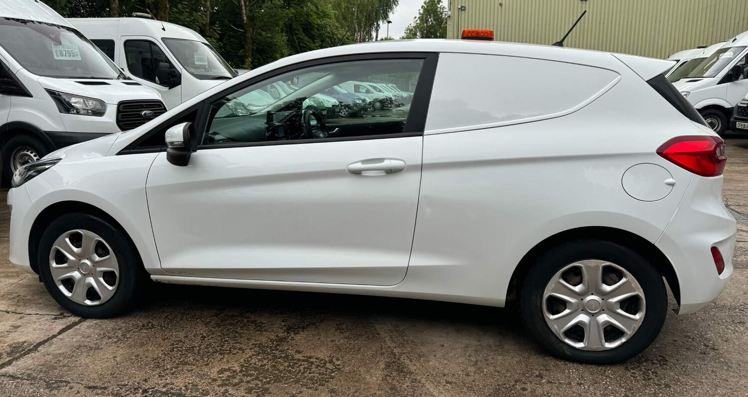 Used Ford Fiesta 2019 for sale - 76551000: Photo 17