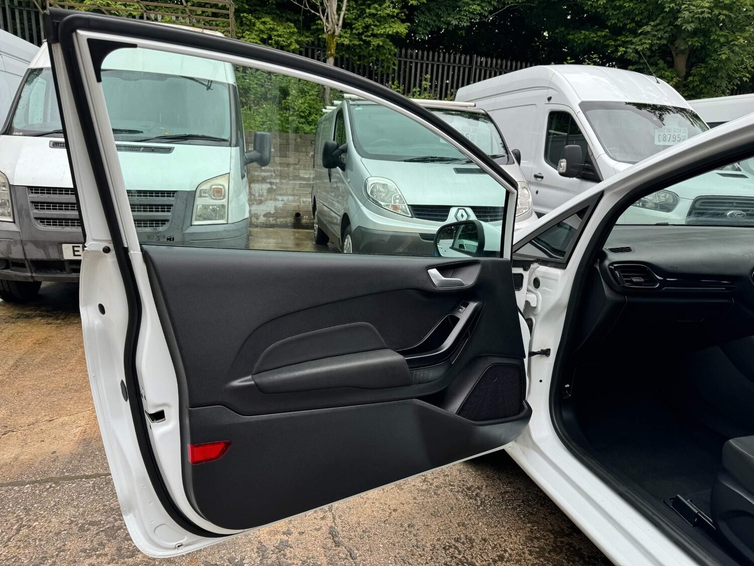 Used Ford Fiesta 2019 for sale - 76551000: Photo 34