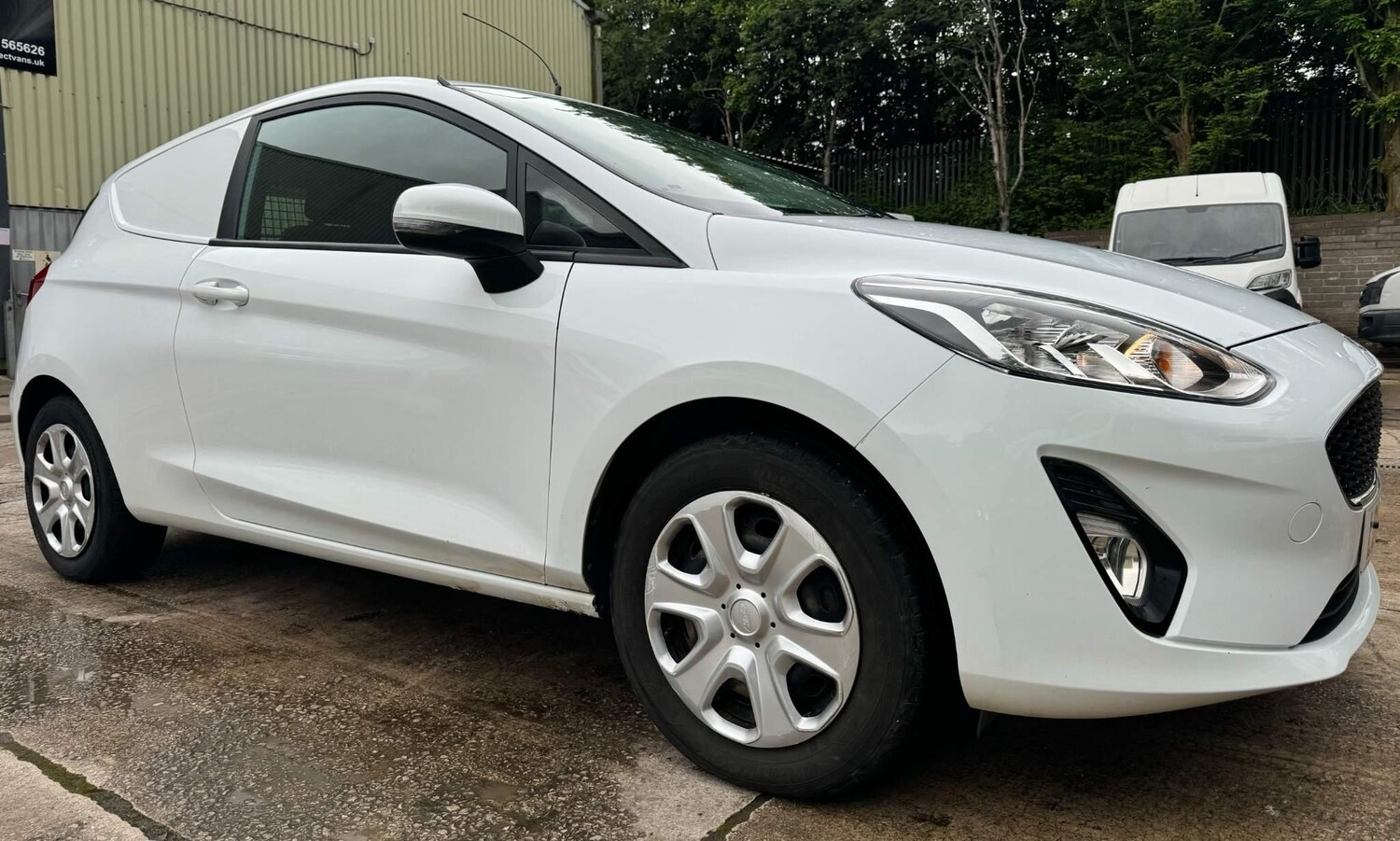 Used Ford Fiesta 2019 for sale - 76551000: Photo 4