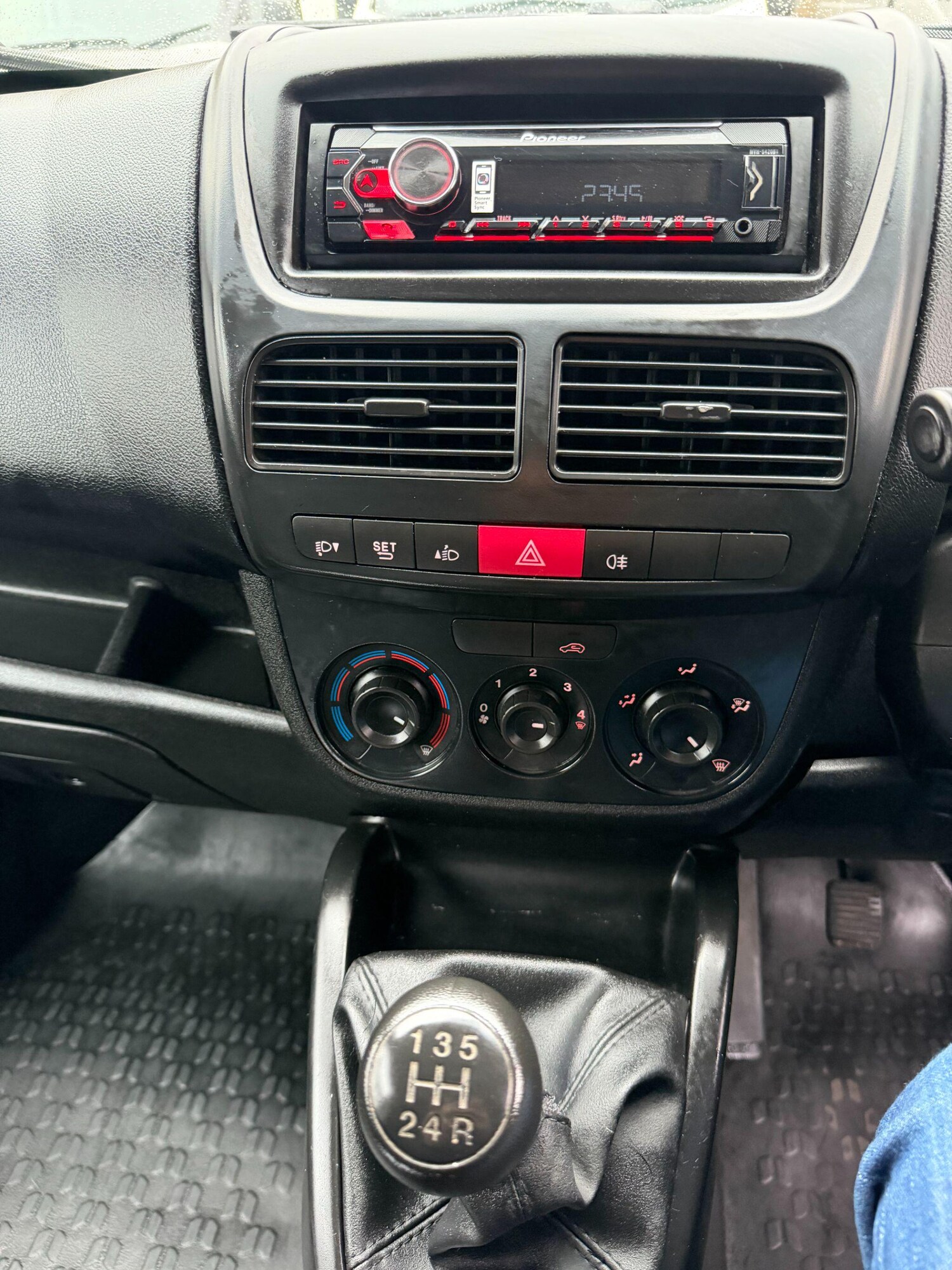 Used Vauxhall Combo for sale - 77670801: Photo 32