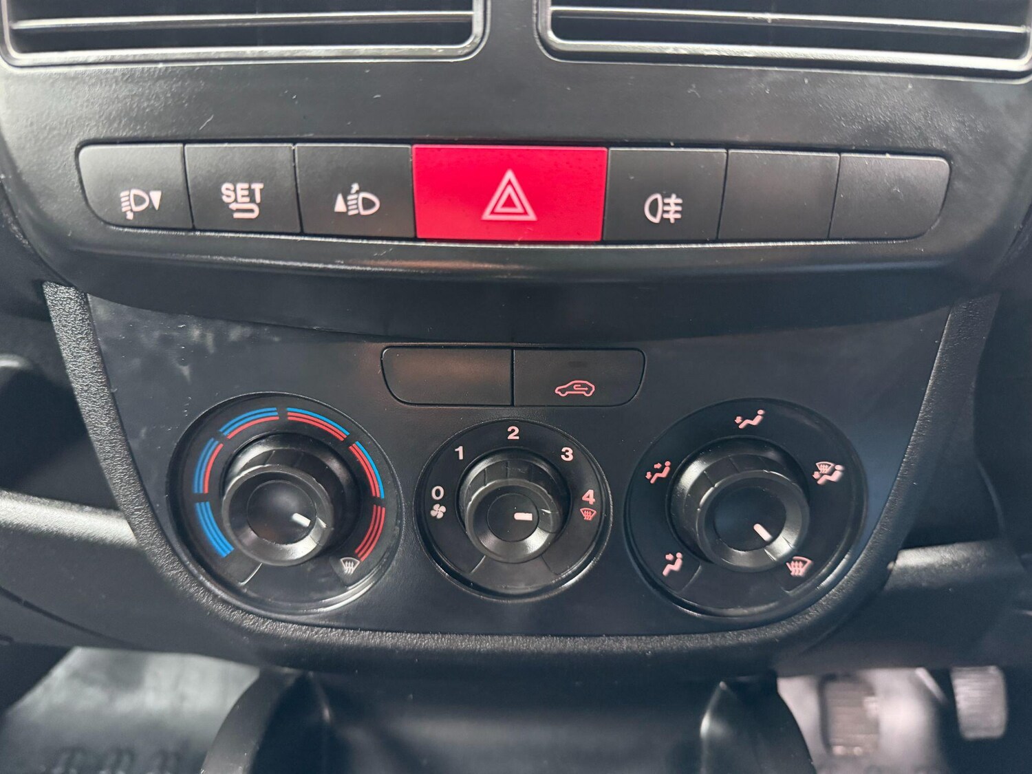 Used Vauxhall Combo for sale - 77670801: Photo 33