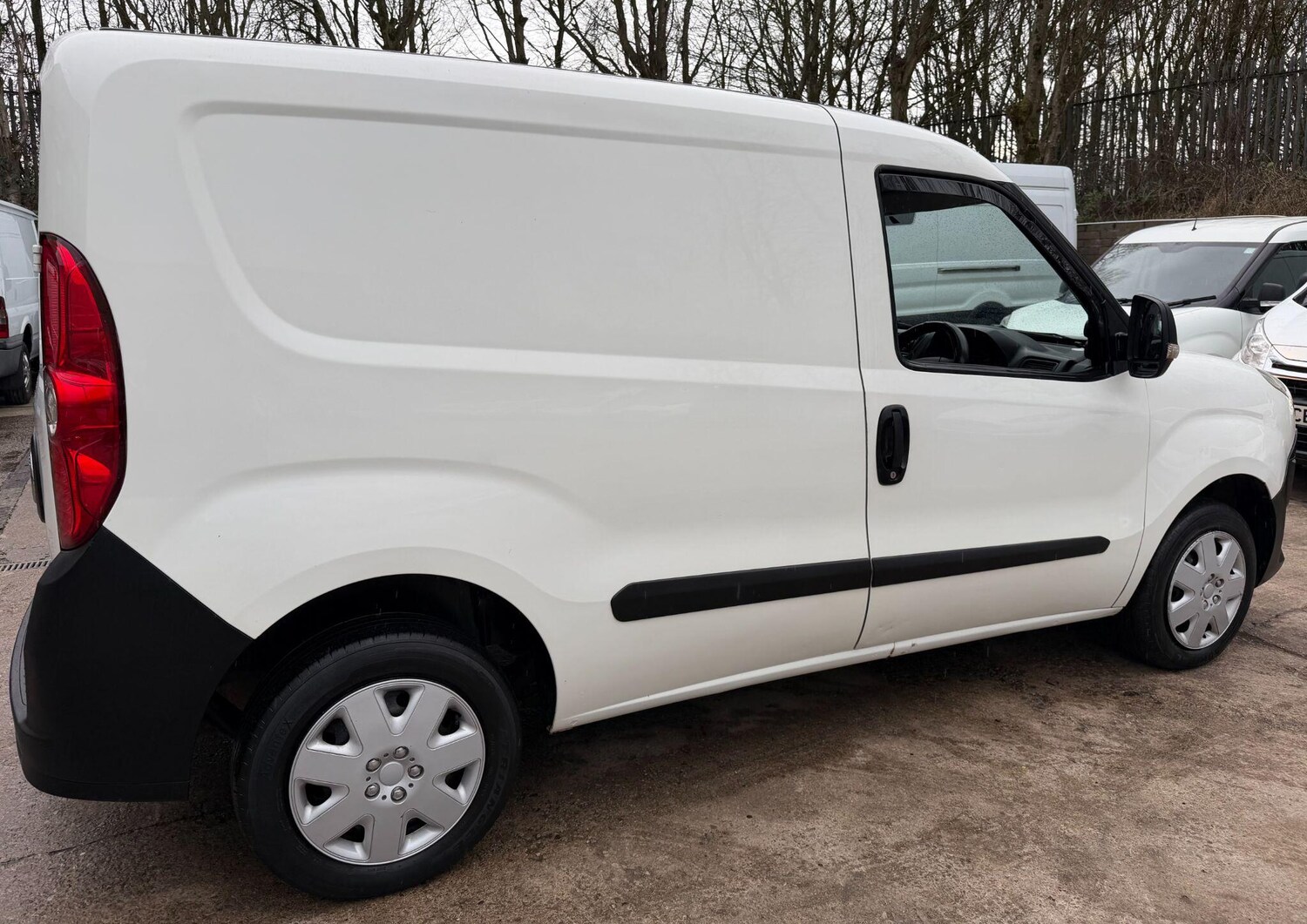 Used Vauxhall Combo for sale - 77670801: Photo 9