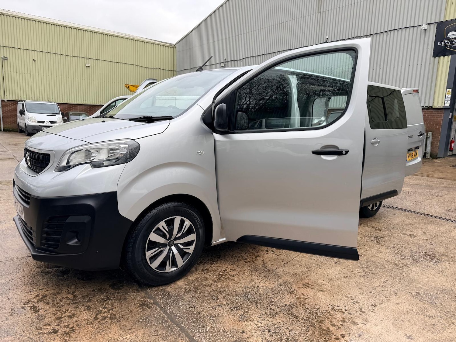 Used Peugeot Expert for sale - 77511311: Photo 24