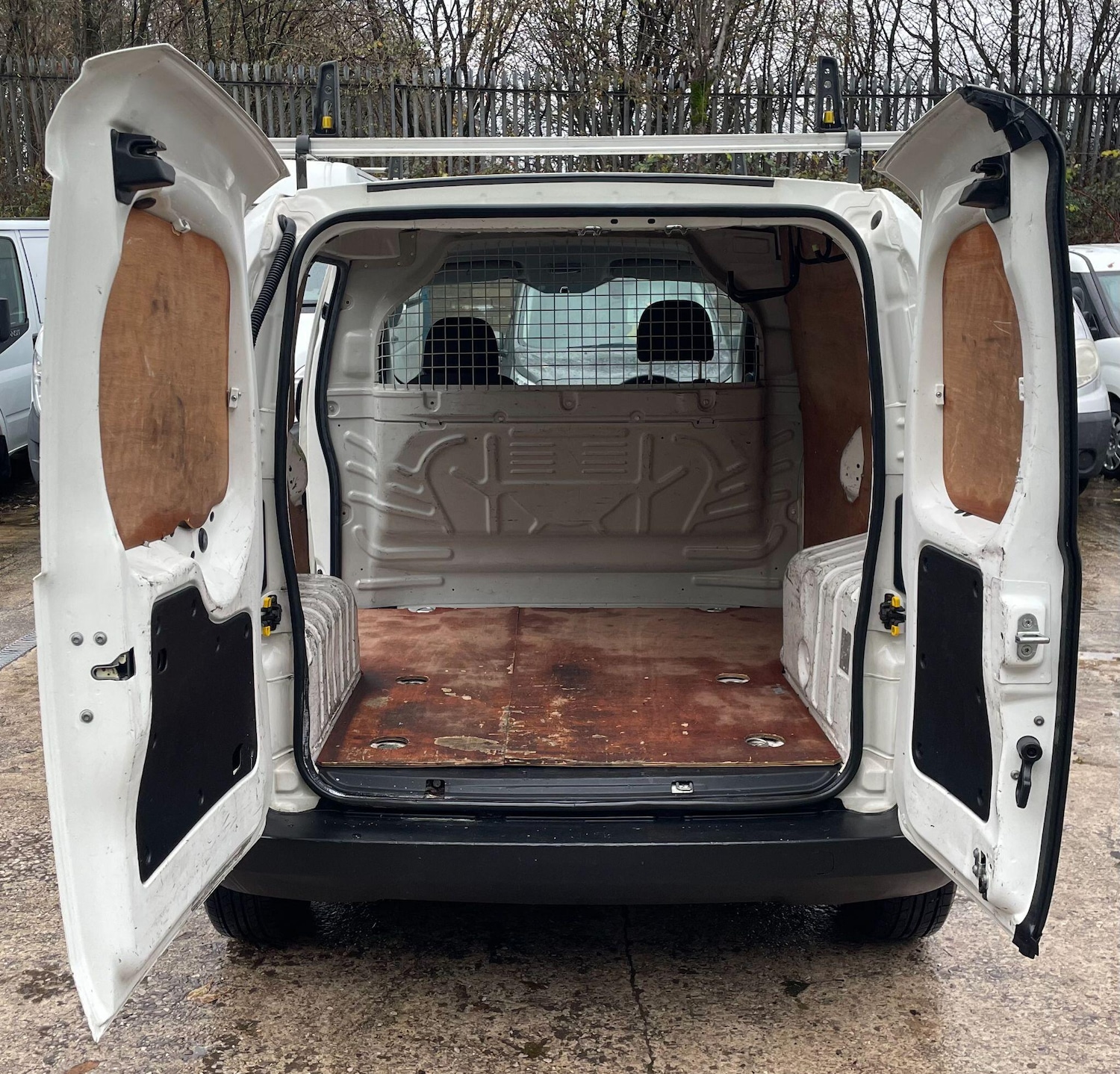 Used Peugeot Bipper 2014 for sale - 76912999: Photo 11