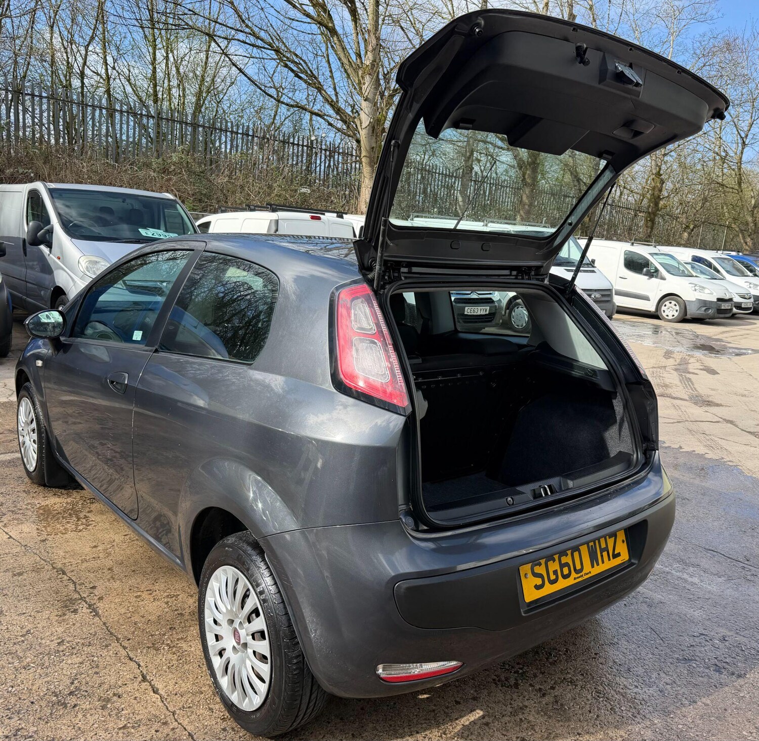 Used Fiat Punto Evo 2010 for sale - 77839668: Photo 11