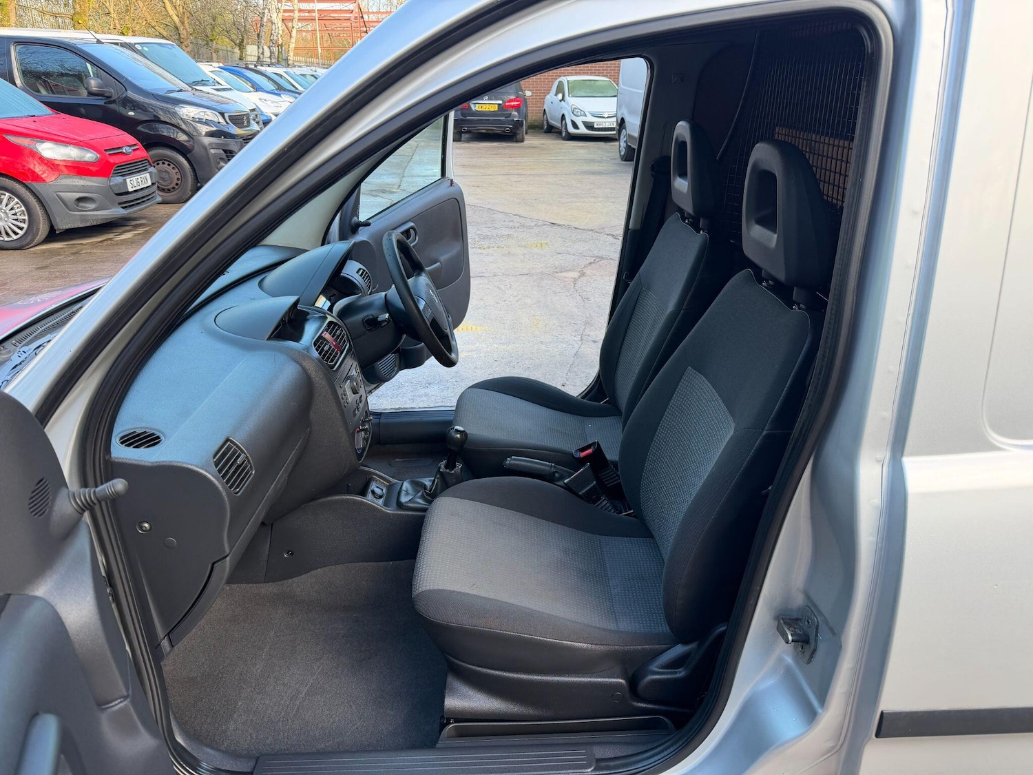 Used Vauxhall Combo for sale - 77738752: Photo 31