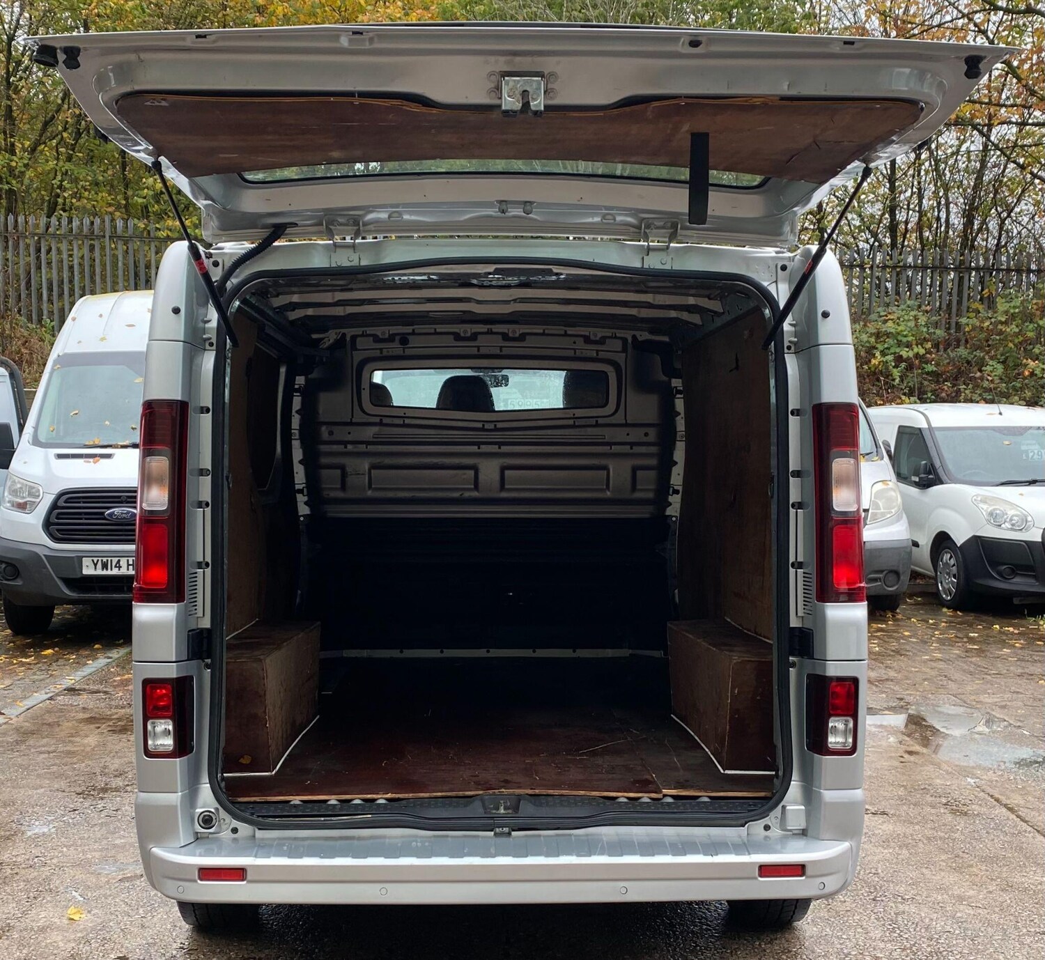 Used Vauxhall Vivaro 2016 for sale - 76549124: Photo 14