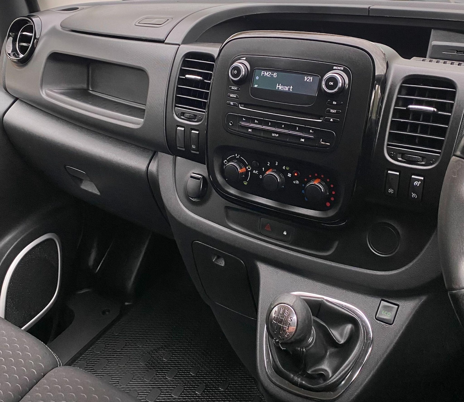 Used Vauxhall Vivaro 2016 for sale - 76549124: Photo 37