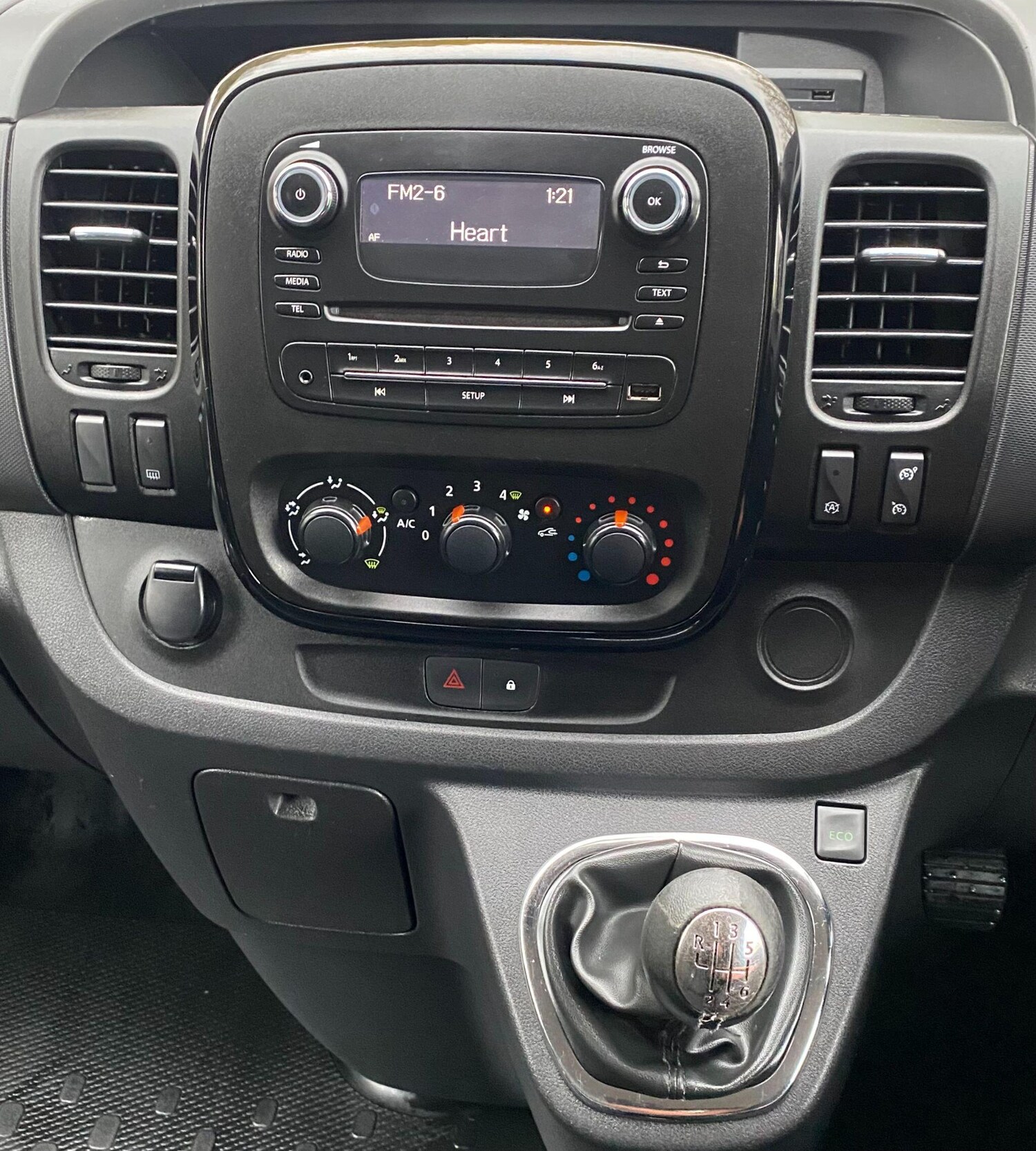 Used Vauxhall Vivaro 2016 for sale - 76549124: Photo 38