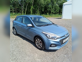 Used Hyundai i20 2019 for sale - 79008107: Photo