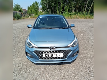 Used Hyundai i20 2019 for sale - 79008107: Photo