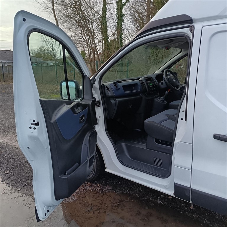 Used Vauxhall Vivaro 2019 for sale - 77581639: Photo 12