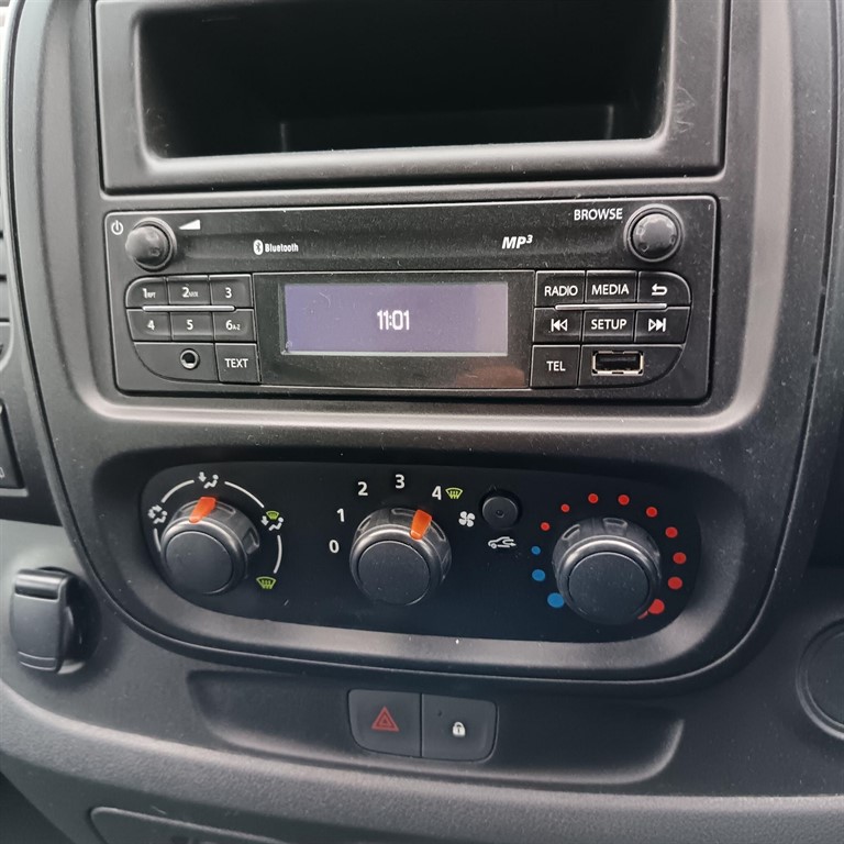 Used Vauxhall Vivaro 2018 for sale - 77581673: Photo 17