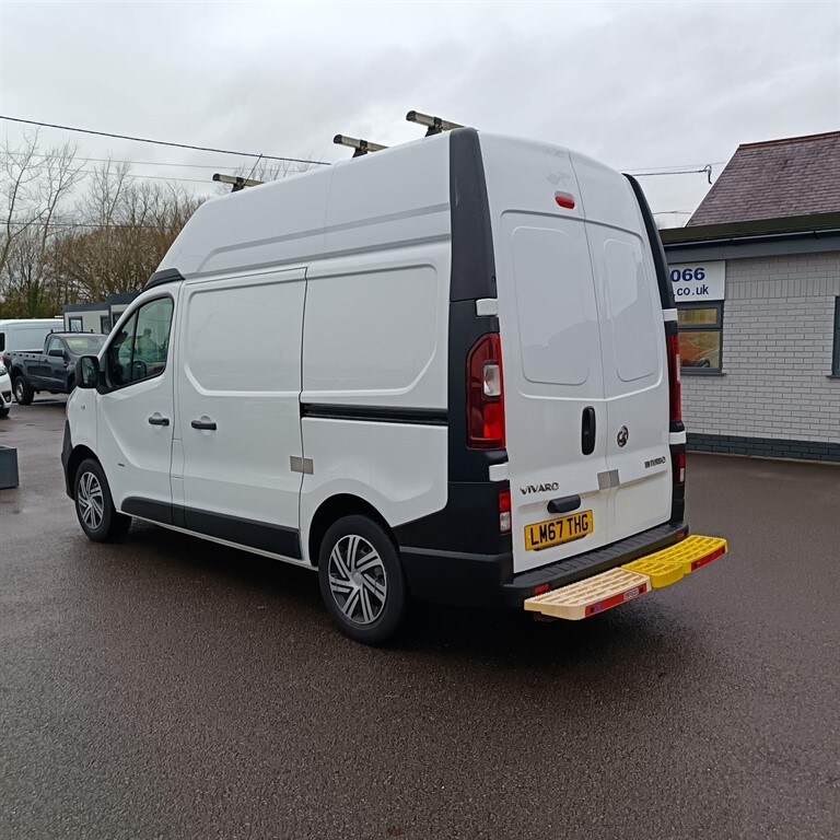 Used Vauxhall Vivaro 2018 for sale - 77581673: Photo 5