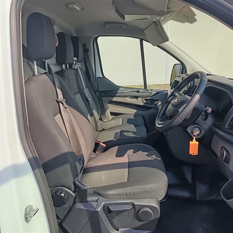 Used Ford Transit Custom 2022 for sale - 77965518: Photo 15