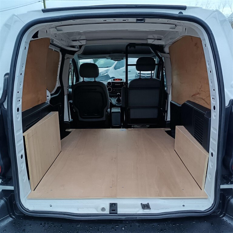 Used Peugeot Partner 2026 for sale - 77581638: Photo 11