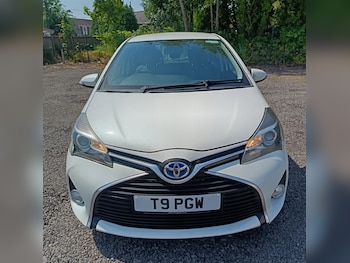 Used Toyota Yaris 2014 for sale - 79008122: Photo