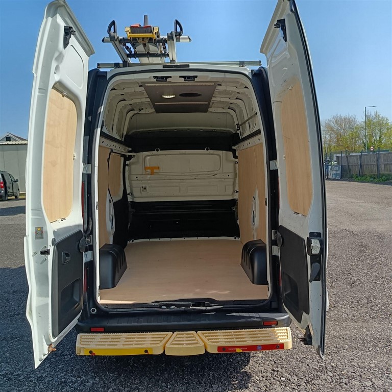 Used Vauxhall Vivaro 2018 for sale - 78180051: Photo 10