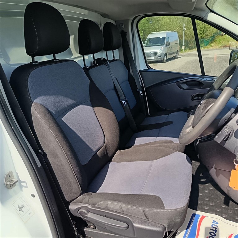 Used Vauxhall Vivaro 2018 for sale - 78180051: Photo 15