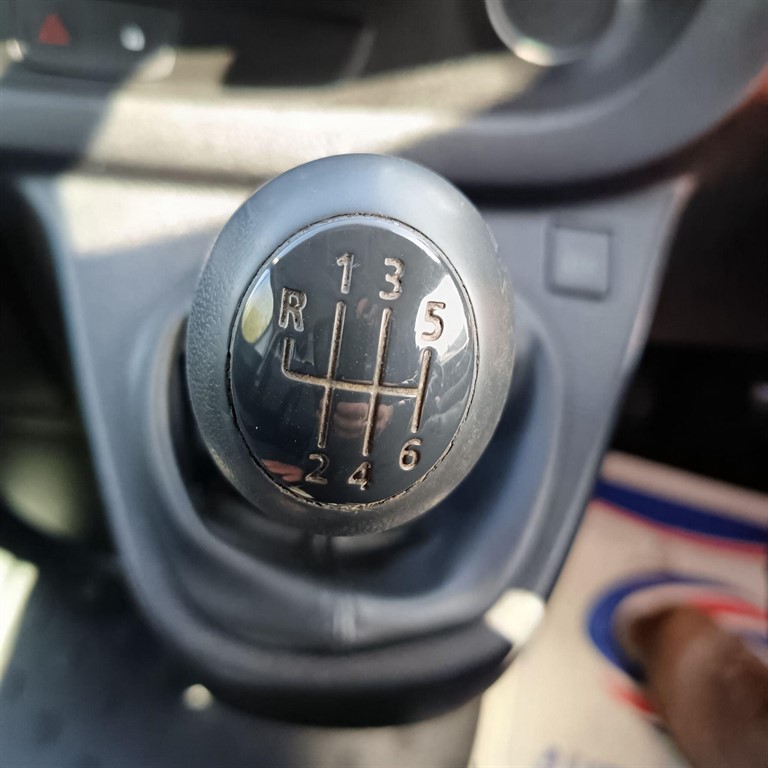 Used Vauxhall Vivaro 2018 for sale - 78180051: Photo 17