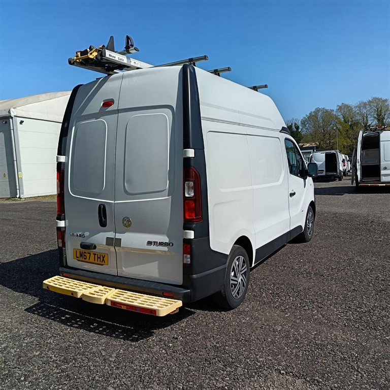 Used Vauxhall Vivaro 2018 for sale - 78180051: Photo 7