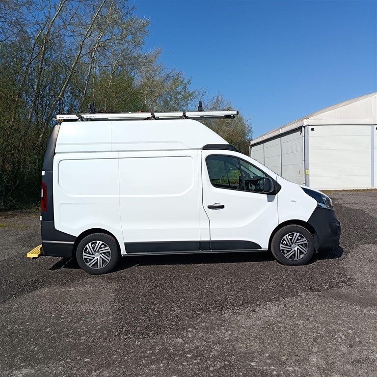 Used Vauxhall Vivaro 2019 for sale - 78180083: Photo 8