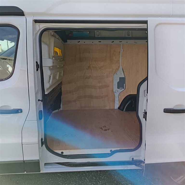 Used Vauxhall Vivaro 2019 for sale - 78180083: Photo 9