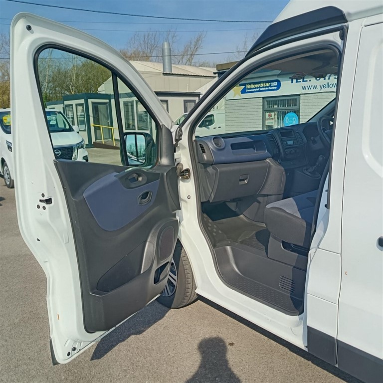 Used Vauxhall Vivaro 2018 for sale - 77965511: Photo 11