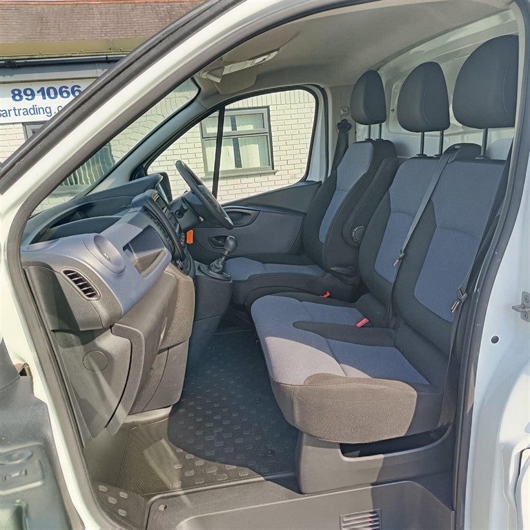 Used Vauxhall Vivaro 2018 for sale - 77965511: Photo 12