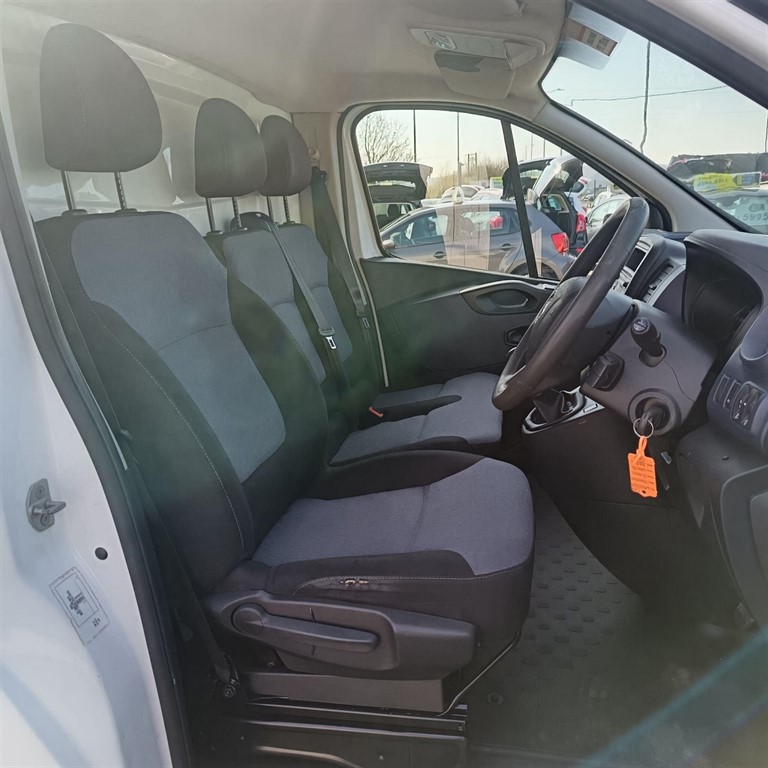 Used Vauxhall Vivaro 2018 for sale - 77965511: Photo 14
