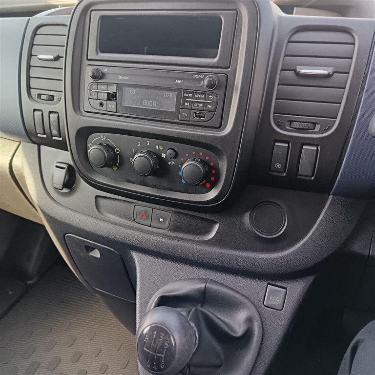 Used Vauxhall Vivaro 2018 for sale - 77965511: Photo 15