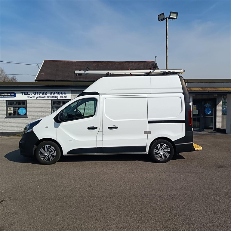 Used Vauxhall Vivaro 2018 for sale - 77965511: Photo 4