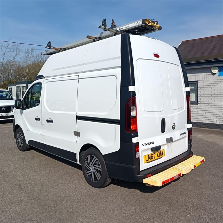 Used Vauxhall Vivaro 2018 for sale - 77965511: Photo 5