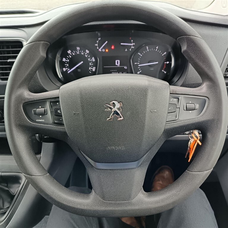 Used Peugeot Expert 2020 for sale - 77965530: Photo 23