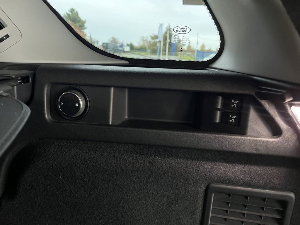 Used Land Rover Discovery Sport 2018 for sale - 76417683: Photo 32