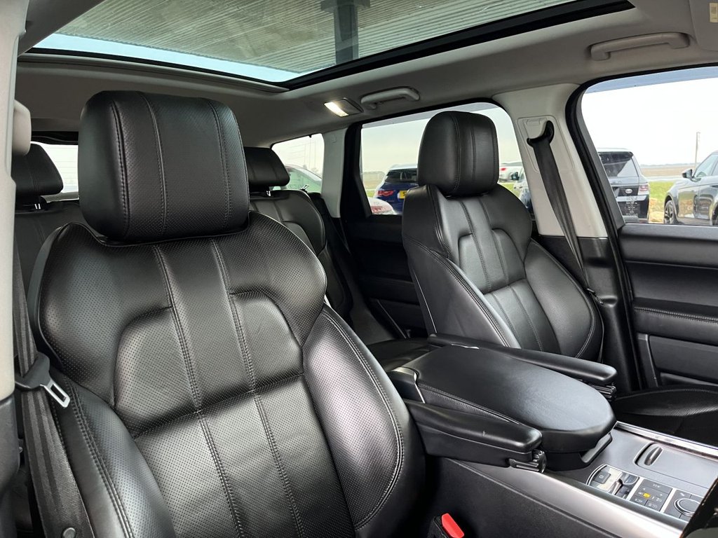 Used Land Rover Range Rover Sport 2017 for sale - 77341282: Photo 37