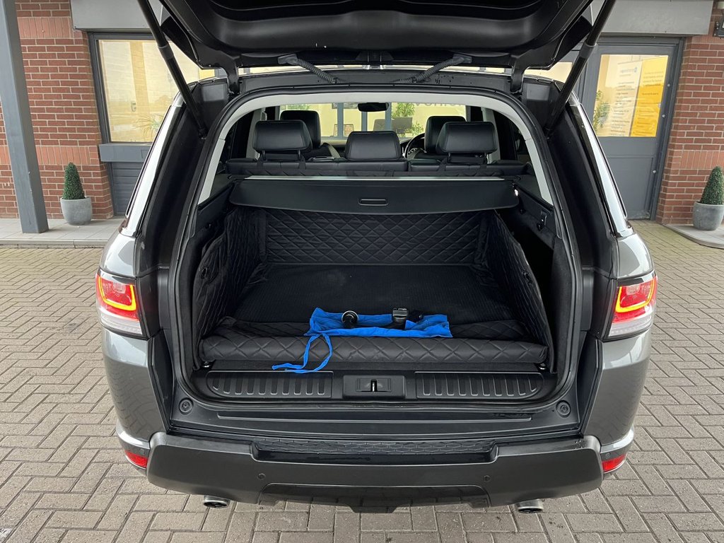 Used Land Rover Range Rover Sport 2017 for sale - 77341282: Photo 41