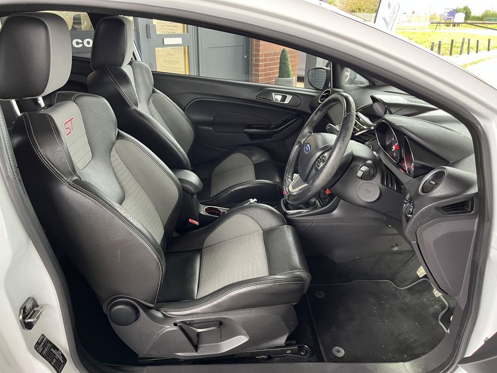 Used Ford Fiesta 2016 for sale - 77534531: Photo 11