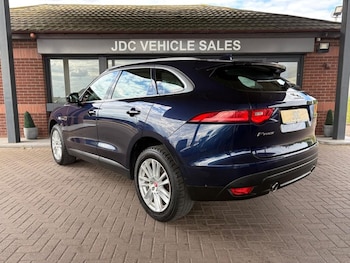 Used Jaguar F-Pace 2018 for sale - 78824224: Photo