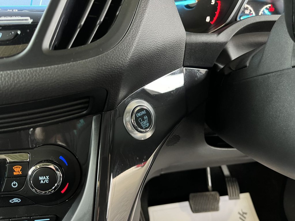 Used Ford Kuga 2016 for sale - 77780663: Photo 22