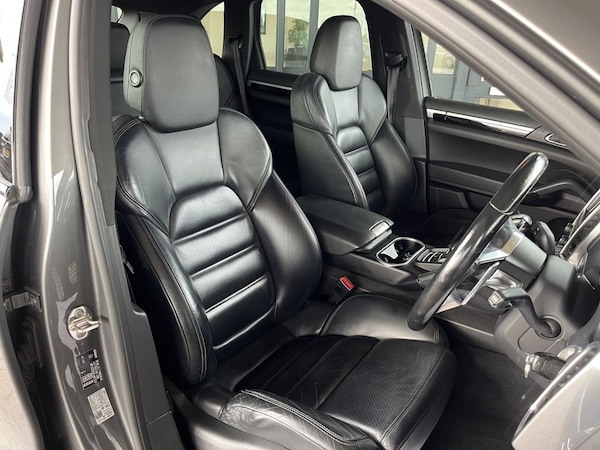 Used Porsche Cayenne 2015 for sale - 74834159: Photo 15