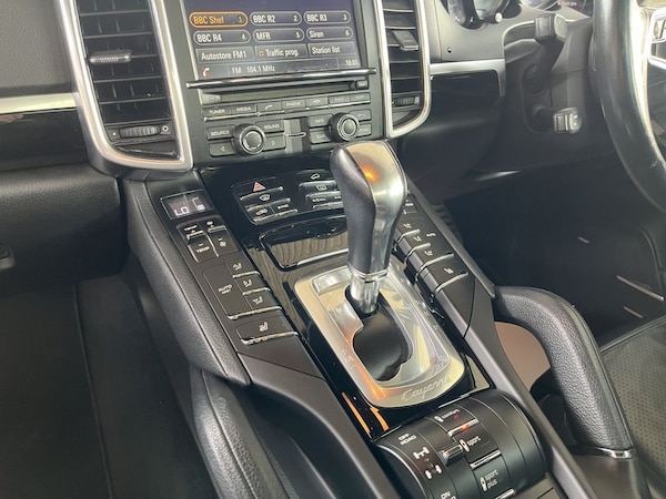 Used Porsche Cayenne 2015 for sale - 74834159: Photo 30