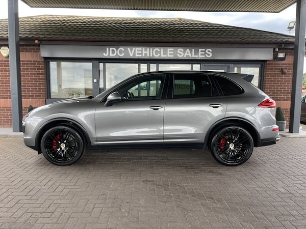 Used Porsche Cayenne 2015 for sale - 74834159: Photo 5