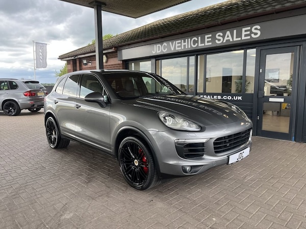 Used Porsche Cayenne 2015 for sale - 74834159: Photo 6